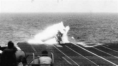 fighter jet crashes on aircraft carrier